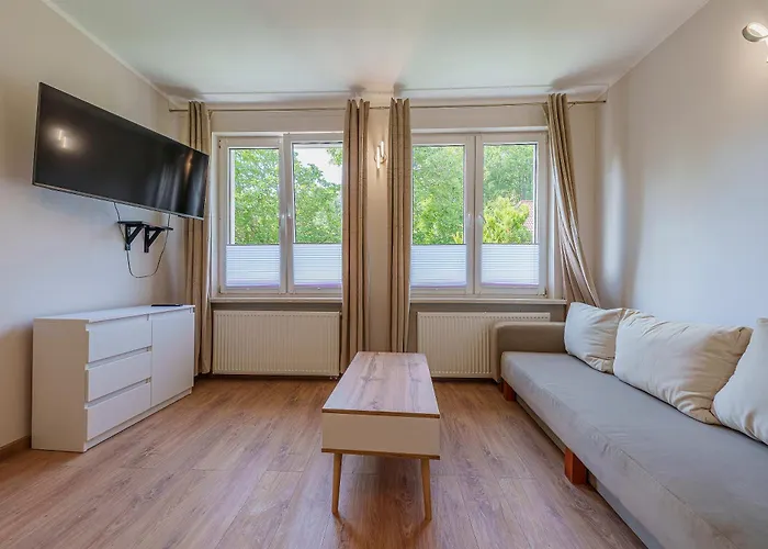 47 Z Parkingiem Ii Апартаменты *